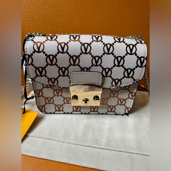 ⭐️NWT⭐️Valentino by Mario Valentino Bijou Leather Crossbody Bag - Picture 2 of 12